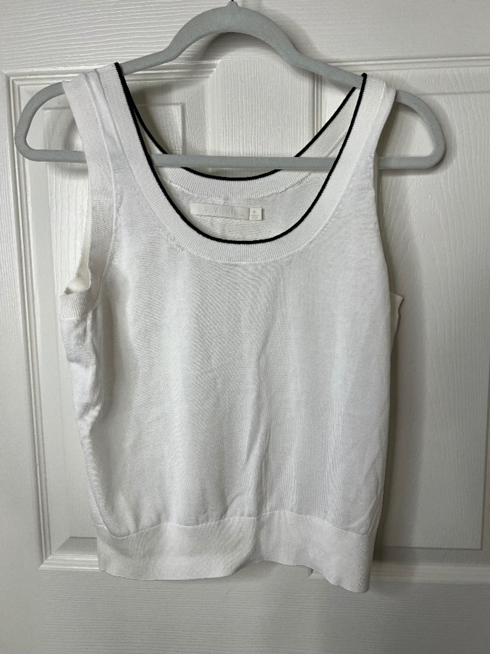 WYETH 100% COTTON SLEEVELESS TOP SIZE SMALL